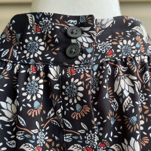 •LOFT• Floral Popover Tunic Length Blouse - Size Large - Picture 7 of 9